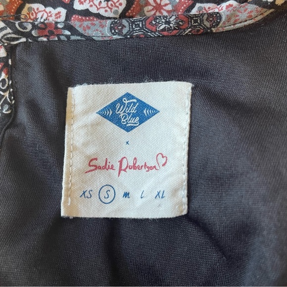 Wild Blue Sadie Robertson Boho Romper - Picture 7 of 7